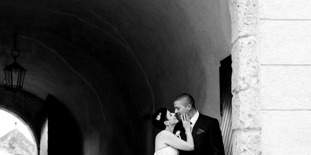 Hochzeitsfotos - Art des Shootings: Trash your Dress - Maria-Lanzendorf - DANIEL BOINTNER FOTOGRAFIE WIEN