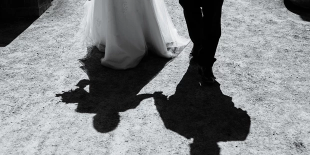 Hochzeitsfotos - Art des Shootings: Trash your Dress - Binnenland - Daniel Tetzel Fotografie