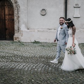 Hochzeitsfotograf: Paarshooting in der Haller Altstadt - Shots Of Love - Barbara Weber Photography