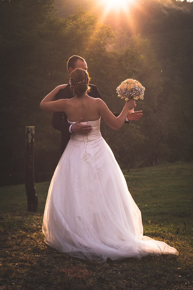 Hochzeitsfotograf: Destination Hochzeitsfotograf Klagenfurt am Wörthersee, Wien, Österreich, Bled Slowenien, Ljubljana Slowenien, Kroatien
Destination wedding photographer Klagenfurt am Wörthersee, Vienna, Austria, Bled Slovenia, Ljubljana Slovenia,  Croatia
Poročni fotograf Celovec am Wörthersee, Dunaj, Avstrija, Bled Slovenija, Ljubljana Slovenija, Hrvaška Die Hochzeit - Einer der schönsten Tage im Leben!
Es ist immer etwas ganz besonderes ein Paar von den frühen Morgenstunden an zu begleiten, die Aufregung zu spüren, die Liebesgeschichte zu sehen. Wir freuen uns von euch zu hören! Liebe Grüße - Hochzeit Fotograf Kärnten