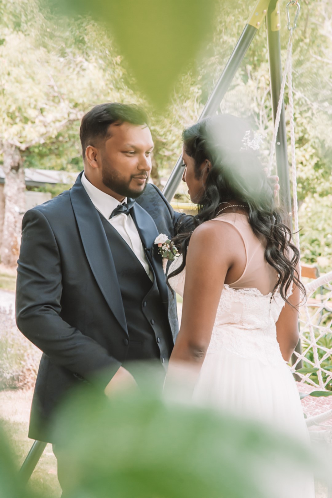 Hochzeitsfotograf: Destination Hochzeitsfotograf Klagenfurt am Wörthersee, Wien, Österreich, Bled Slowenien, Ljubljana Slowenien, Kroatien  Herzliche und professionelle Betreuung Die Hochzeit - Einer der schönsten Tage im Leben!
Es ist immer etwas ganz besonderes ein Paar von den frühen Morgenstunden an zu begleiten, die Aufregung zu spüren, die Liebesgeschichte zu sehen. Wir freuen uns von euch zu hören! Liebe Grüße
 - Hochzeit Fotograf Kärnten