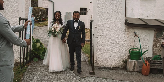 Hochzeitsfotos - Villach - Destination Hochzeitsfotograf Klagenfurt am Wörthersee, Wien, Österreich, Bled Slowenien, Ljubljana Slowenien, Kroatien  Herzliche und professionelle Betreuung Die Hochzeit - Einer der schönsten Tage im Leben!
Es ist immer etwas ganz besonderes ein Paar von den frühen Morgenstunden an zu begleiten, die Aufregung zu spüren, die Liebesgeschichte zu sehen. Wir freuen uns von euch zu hören! Liebe Grüße
 - Hochzeit Fotograf Kärnten
