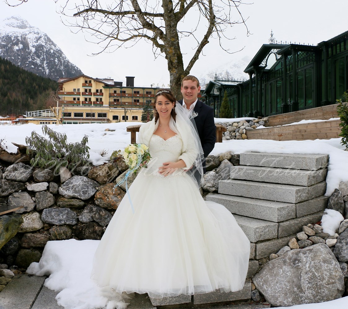 Hochzeitsfotograf: After Weeding Shooting mit Manuela und Michi
(c)2016 by Paparazzi-Tirol | mamaRazzi-foto - Paparazzi Tirol | MamaRazzi - Foto | Isabella Seidl Photography