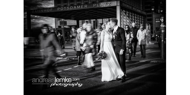 Hochzeitsfotos - Art des Shootings: 360-Grad-Fotografie - Magdeburg - Hochzeitsfotograf Berlin Andreas Lemke 01716068677 www.andreaslemke.com - Hochzeitsfotograf Berlin Andreas Lemke