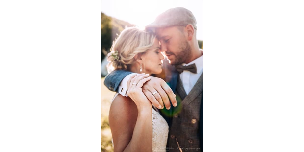Hochzeitsfotos - Art des Shootings: Trash your Dress - Maria-Lanzendorf - Kingsize Pictures Christoph Königsmayr
