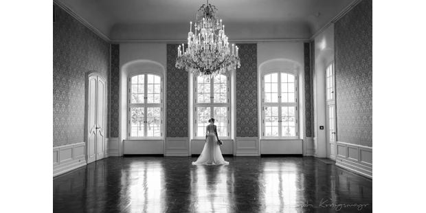 Hochzeitsfotos - Art des Shootings: Trash your Dress - Maria-Lanzendorf - Kingsize Pictures Christoph Königsmayr
