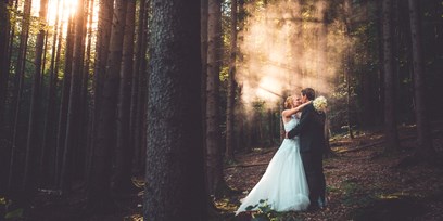 Home Hochzeitsfotograf Munchen Bayern I Naturliche Und Emotionale Hochzeitsfotos Paarfotos Babyfotos