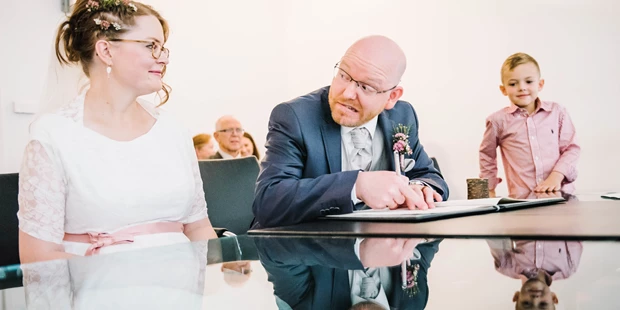 Hochzeitsfotos - Fotobox mit Zubehör - Wietze - Hochzeit im Blick