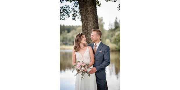 Hochzeitsfotos - Art des Shootings: Trash your Dress - Maria-Lanzendorf - Hochzeitsfotografin Viktoria Grötzl Photographie - Viktoria Grötzl Photographie
