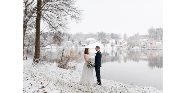 Hochzeitsfotos - Art des Shootings: Trash your Dress - Maria-Lanzendorf - Hochzeitsfotografin Viktoria Grötzl Photographie - Viktoria Grötzl Photographie