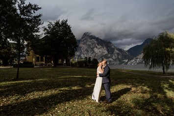Hochzeitsfotograf: Hochzeit Österreich, Traunsee Spitzvilla  - Milena Krammer Photography