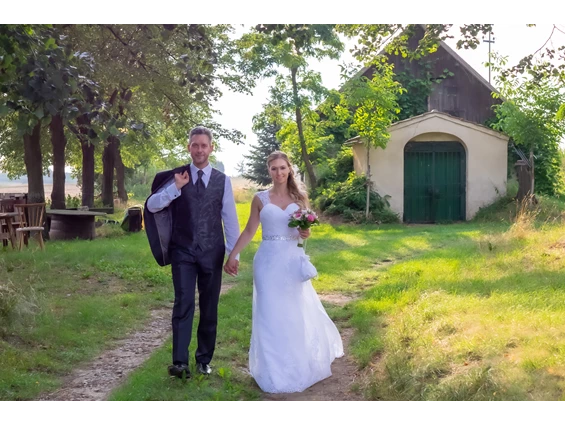 Hochzeitsfotograf: Landhochzeit in Niederösterreich - Multimedia Film & Photography