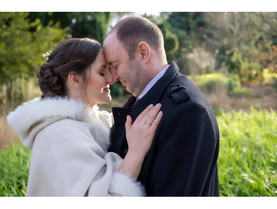 Hochzeitsfotograf: Winterhochzeit Botanischer Garten Linz Oberösterreich - Multimedia Film & Photography