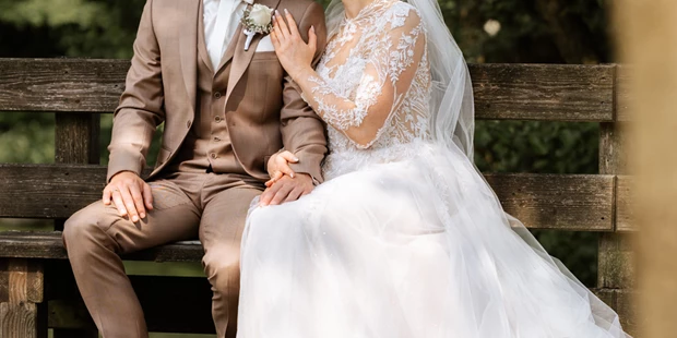 Hochzeitsfotos - Copyright und Rechte: Bilder auf Social Media erlaubt - Emsland, Mittelweser ... - Alex & Natalya Photography