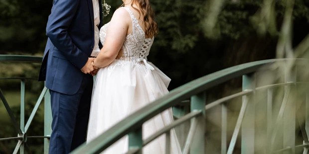 Hochzeitsfotos - Copyright und Rechte: Bilder auf Social Media erlaubt - Emsland, Mittelweser ... - Alex & Natalya Photography