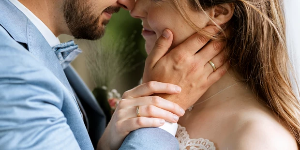 Hochzeitsfotos - Copyright und Rechte: Bilder auf Social Media erlaubt - Emsland, Mittelweser ... - Alex & Natalya Photography