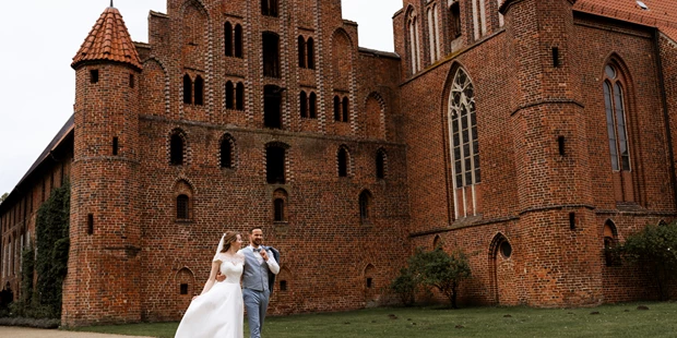Hochzeitsfotos - Copyright und Rechte: Bilder auf Social Media erlaubt - Emsland, Mittelweser ... - Alex & Natalya Photography