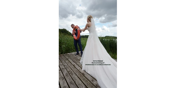 Hochzeitsfotos - Art des Shootings: Hochzeits Shooting - Kiel (Kreisfreie Stadt Kiel, Kreis Rendsburg-Eckernförde) - REINHARD BALZEREK