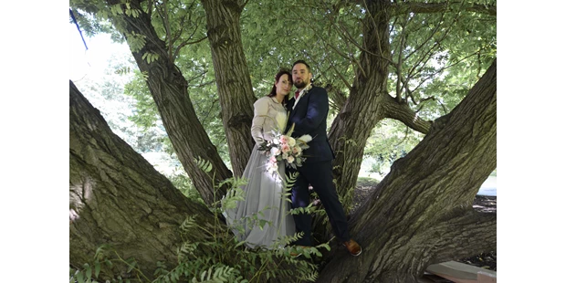 Hochzeitsfotos - Art des Shootings: Hochzeits Shooting - Kiel (Kreisfreie Stadt Kiel, Kreis Rendsburg-Eckernförde) - Brautpaar in Schleswig-Holstein,
brautpaarshooting; hochzeitsfoto;
brautpaarbilder; fotograf schwerin
; schlossheirat; trauung; - REINHARD BALZEREK