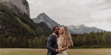 Hochzeitsfotos - Pyhrn Eisenwurzen - Freie Trauung in Hinterstoder, Oberösterreich. - VAU.EM Love Stories