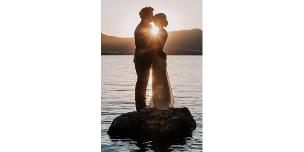 Hochzeitsfotos - Bezirk Grieskirchen - After-Wedding-Shooting am Traunsee in Gmunden Oberösterreich - Kosia Photography