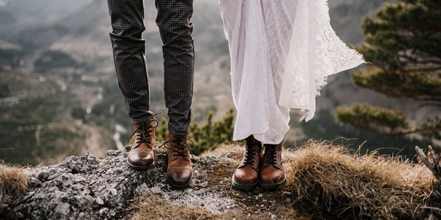 Hochzeitsfotos - Bezirk Grieskirchen - Hochzeitsshooting am Berg im Salzkammergut in Oberösterreich - Kosia Photography