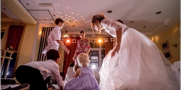 Hochzeitsfotos - Fotobox mit Zubehör - Sachsen-Anhalt Süd - Wedding Photographer from Dessau Wörlitz, Wife and Husband, Destination Elopement, Capturing Emotions worldwide - Susanne und Jens
