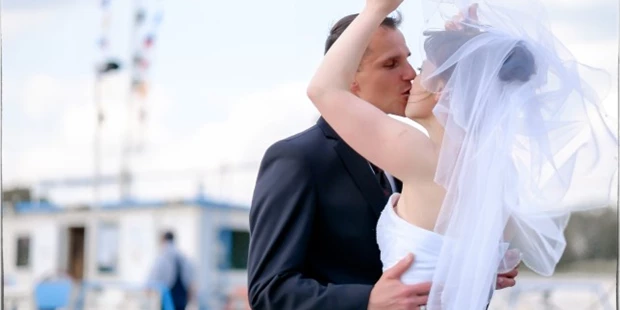 Hochzeitsfotos - Fotobox mit Zubehör - Sachsen-Anhalt Süd - Hochzeitsfotografie Wedding Photographer Dessau-Wörlitz Deutschland Burgenlandkreis - Susanne und Jens