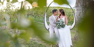 Hochzeitsfotos - Romantische Hochzeit beim Weingut Holler - Monika Wittmann Photography