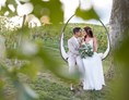 Hochzeitsfotograf: Romantische Hochzeit beim Weingut Holler - Monika Wittmann Photography
