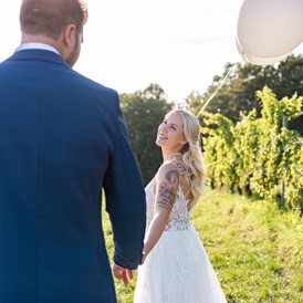 Hochzeitsfotograf: Happy bride - Monika Wittmann Photography