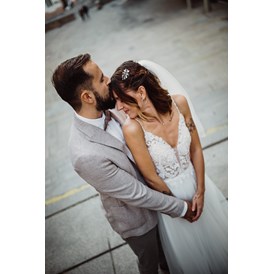 Hochzeitsfotograf: Süsses Afterweddingshooting im Herzen Wiens - Nani & Paul Photographie