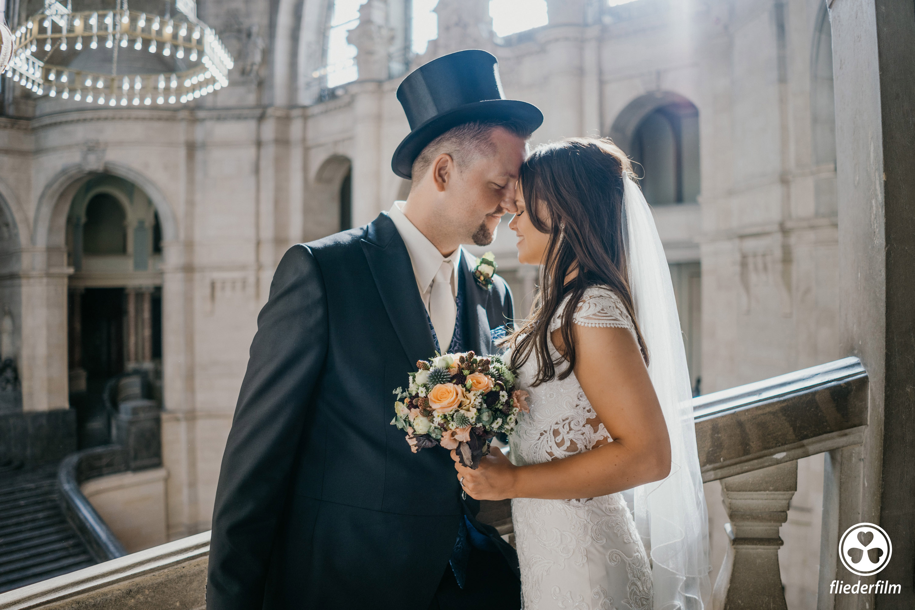 Hochzeitsfotos - Art des Shootings: Fotostory - Bodensee - fliederfilm • Hochzeitsfilme & Hochzeitsfotografie
Hochzeitsfotograf Hannover - fliederfilm - Hochzeitsfotografie & Hochzeitsfilme