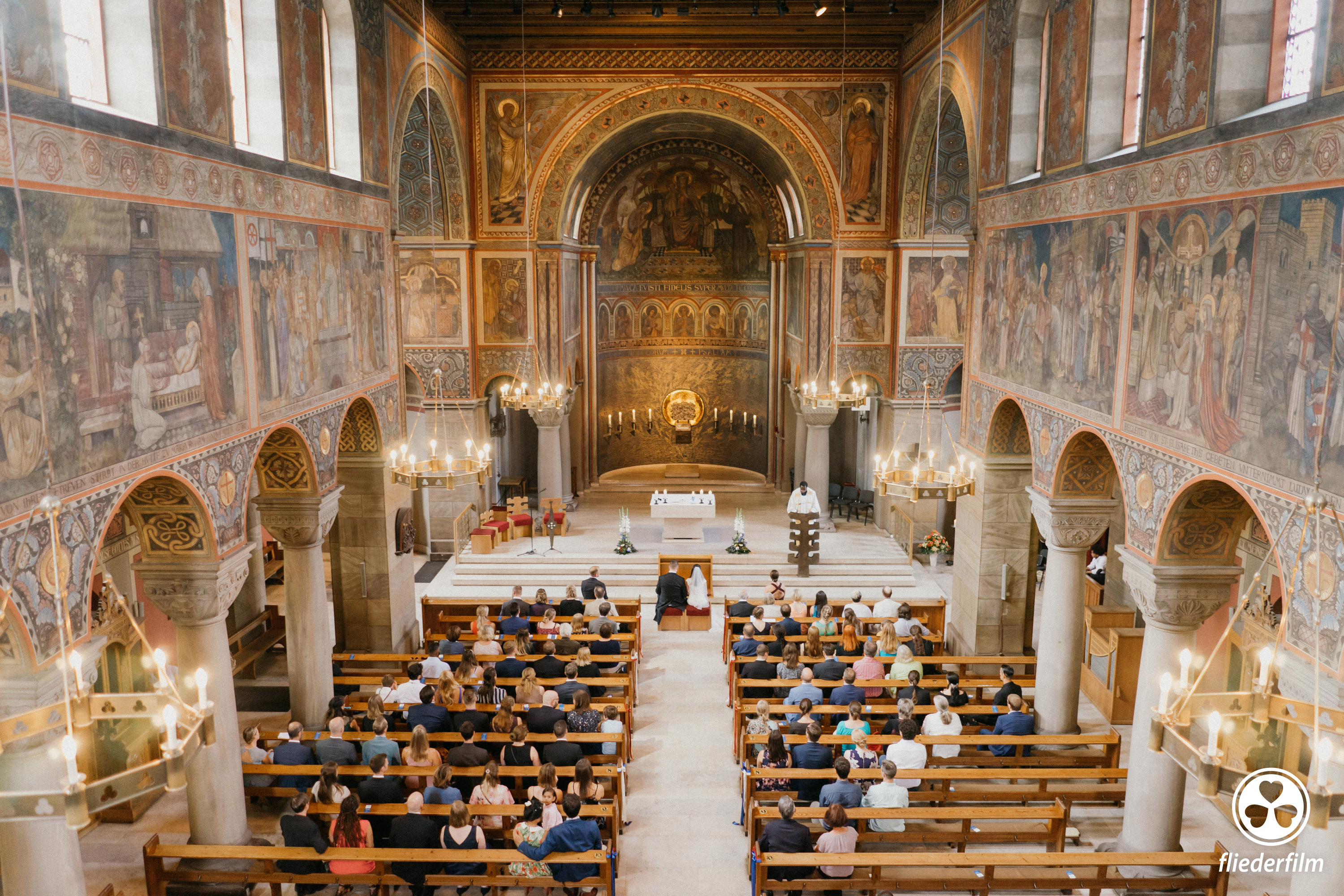 Hochzeitsfotos - Art des Shootings: Fotostory - Bodensee - fliederfilm • Hochzeitsfilme & Hochzeitsfotografie
Hochzeitsfotograf Hannover - fliederfilm - Hochzeitsfotografie & Hochzeitsfilme