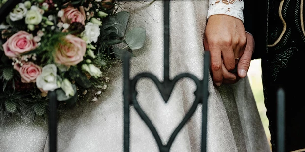 Hochzeitsfotos - Art des Shootings: Trash your Dress - Maria-Lanzendorf - Die Wohlfühlfotografin - Margit Sommergruber