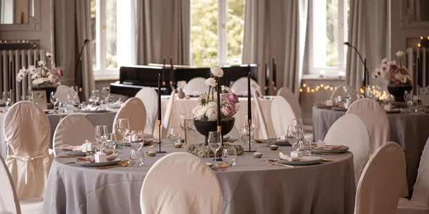 Hochzeitsfotos - Fotostudio - Naumburg (Burgenlandkreis) - Festsaal der Hochzeit in Magdeburg - Zerina Kaps Photography