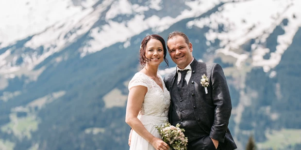 Hochzeitsfotos - Art des Shootings: Hochzeits Shooting - Appenzell - Trachtenhochzeit - Ruth Barthold