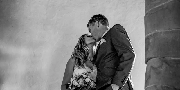 Hochzeitsfotos - Wildsteig - Bei einer wunderschönen Hochzeit im Jonas Schlössle durfte ich das Ehepaar Jäger begleiten. - Glücksbild Fotografie