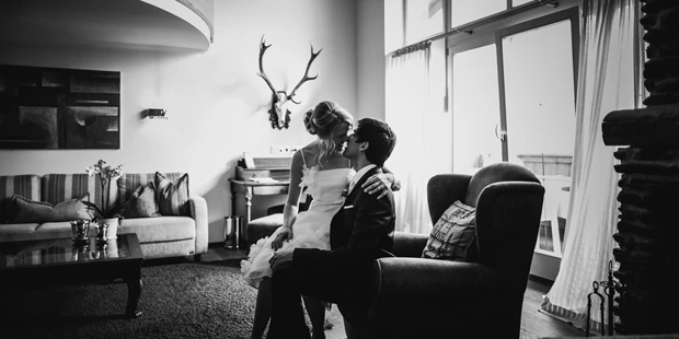 Hochzeitsfotos - Art des Shootings: Hochzeits Shooting - Appenzell - Hochzeits- und Porträtfotos mit viel Gefühl und Esprit...  - Bernhard Stelzl Photography