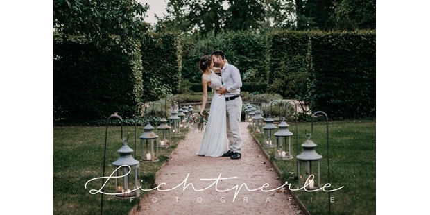 Hochzeitsfotos - Naumburg (Burgenlandkreis) - Lichtperle Fotografie - Hochzeitsfotograf in Dresden und Freiberg, Hochzeitsshooting Villa Sorgenfrei Radebeul - Lichtperle Fotografie