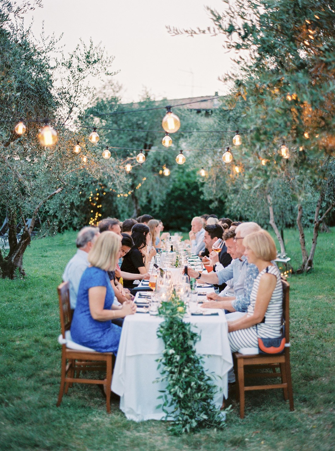 Hochzeitsfotograf: Rehearsal Dinner am Iseo See in Italien - Melanie Nedelko - timeless storytelling