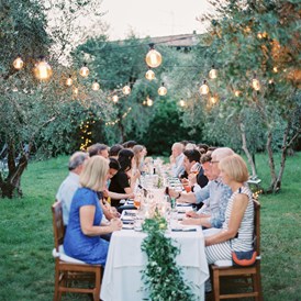 Hochzeitsfotograf: Rehearsal Dinner am Iseo See in Italien - Melanie Nedelko - timeless storytelling