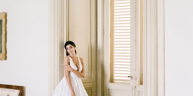 Hochzeitsfotos - PLZ 3552 (Österreich) - Brautshooting in einem Palazzo - Melanie Nedelko - timeless storytelling