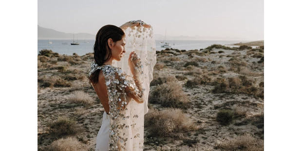 Hochzeitsfotos - Art des Shootings: Trash your Dress - Maria-Lanzendorf - Abril und Carlos, Spain - Shot with love - Hochzeitsfotografie