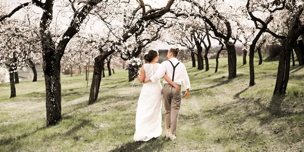 Hochzeitsfotos - Art des Shootings: Trash your Dress - Maria-Lanzendorf - Tina Vega-Wilson