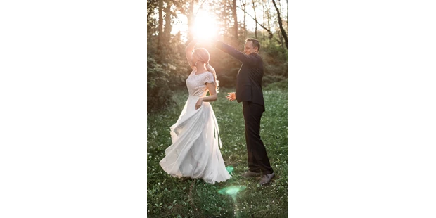 Hochzeitsfotos - Art des Shootings: Trash your Dress - Maria-Lanzendorf - Sophisticated Wedding Pictures