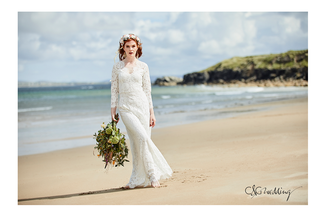 Hochzeitsfotograf: Braut auf Achill Island, Irland | www.c-g.wedding - C&G Wedding - Elopement und Hochzeits Fotografie