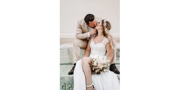 Hochzeitsfotos - Copyright und Rechte: Bilder auf Social Media erlaubt - Bezirk Bruck a. d. Leitha - Purelovestories photography VOGT