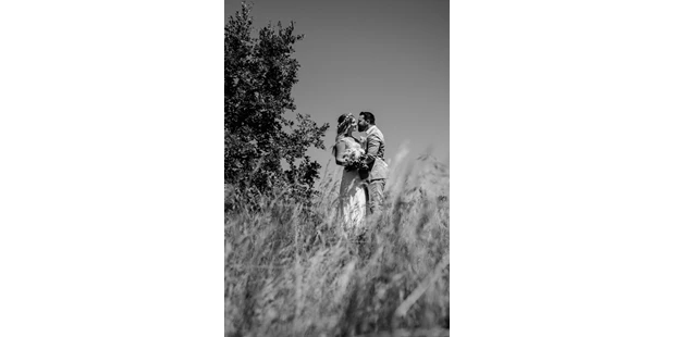 Hochzeitsfotos - Copyright und Rechte: Bilder auf Social Media erlaubt - Bezirk Bruck a. d. Leitha - Purelovestories photography VOGT