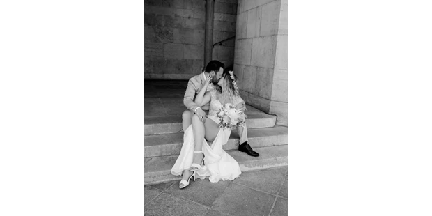 Hochzeitsfotos - Copyright und Rechte: Bilder auf Social Media erlaubt - Bezirk Bruck a. d. Leitha - Purelovestories photography VOGT